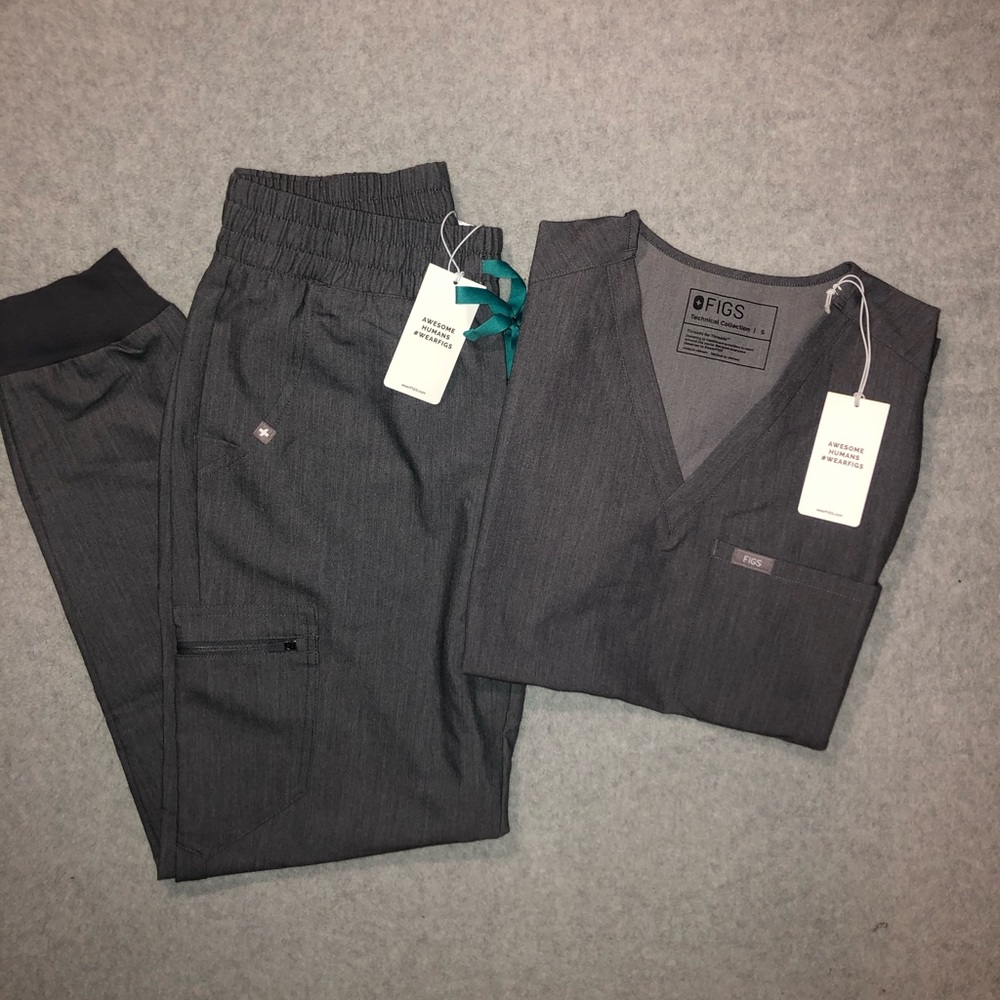FIGS Gray Women’s Scrubs
